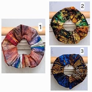ONE Scrunchie Hair Ties Abstract Multicolor Blue Brown Orange Black Green
